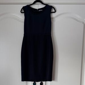 T Tahari Navy Sleeveless Dress (fits like US8)